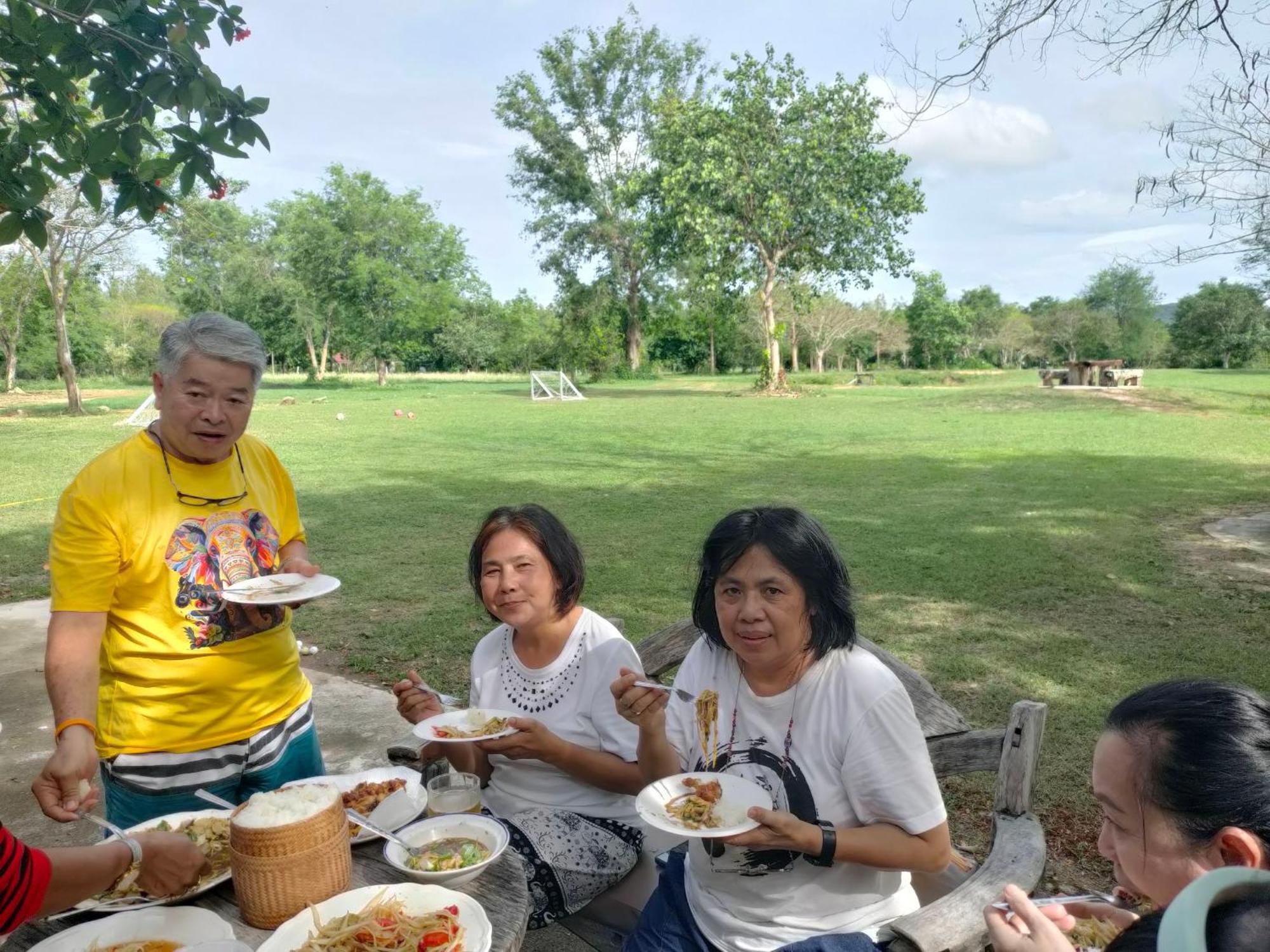 บ้านอิงเมยแคมป์ แก่งกระจาน Ban Phu Bon Esterno foto
