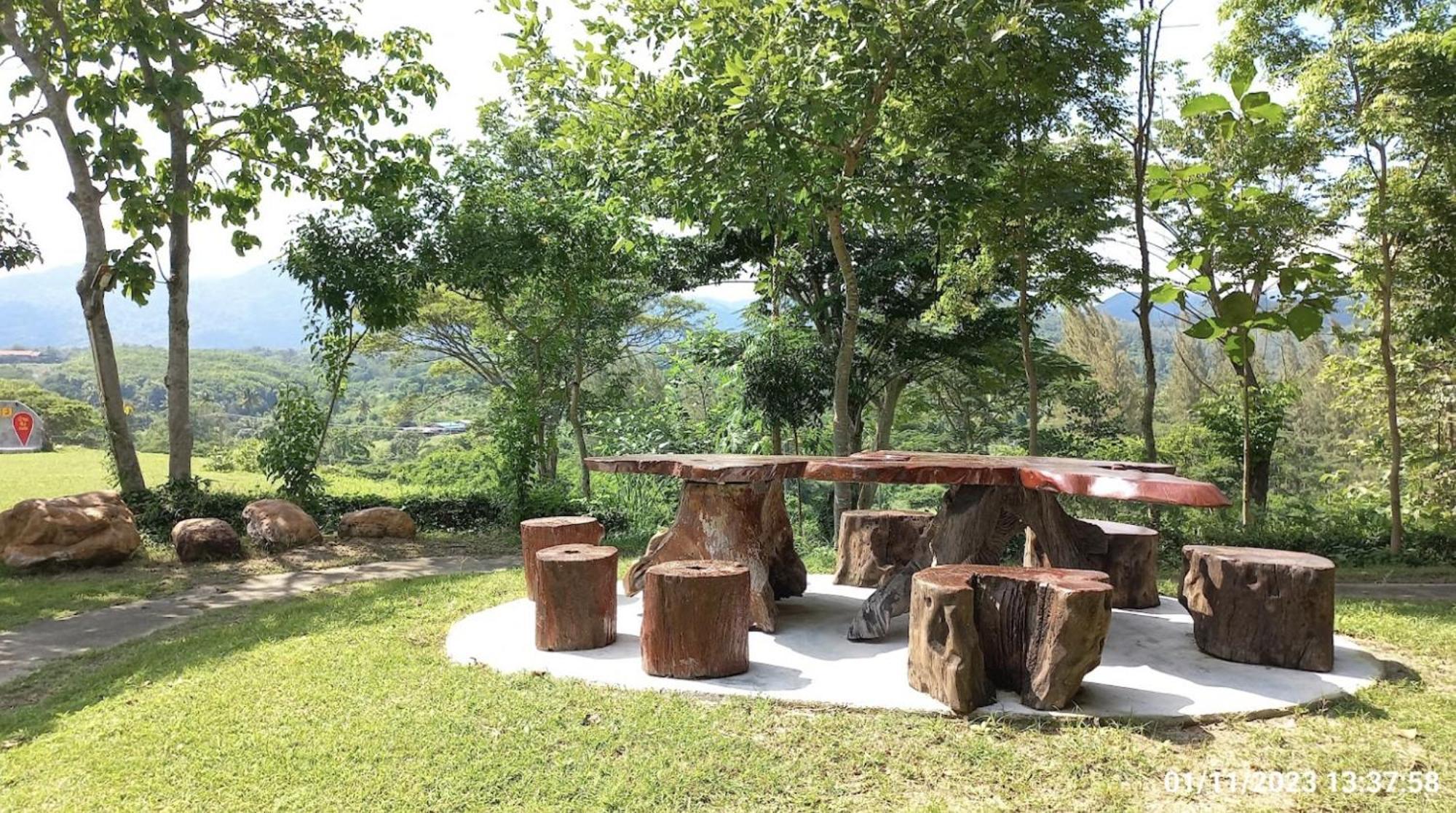บ้านอิงเมยแคมป์ แก่งกระจาน Ban Phu Bon Esterno foto
